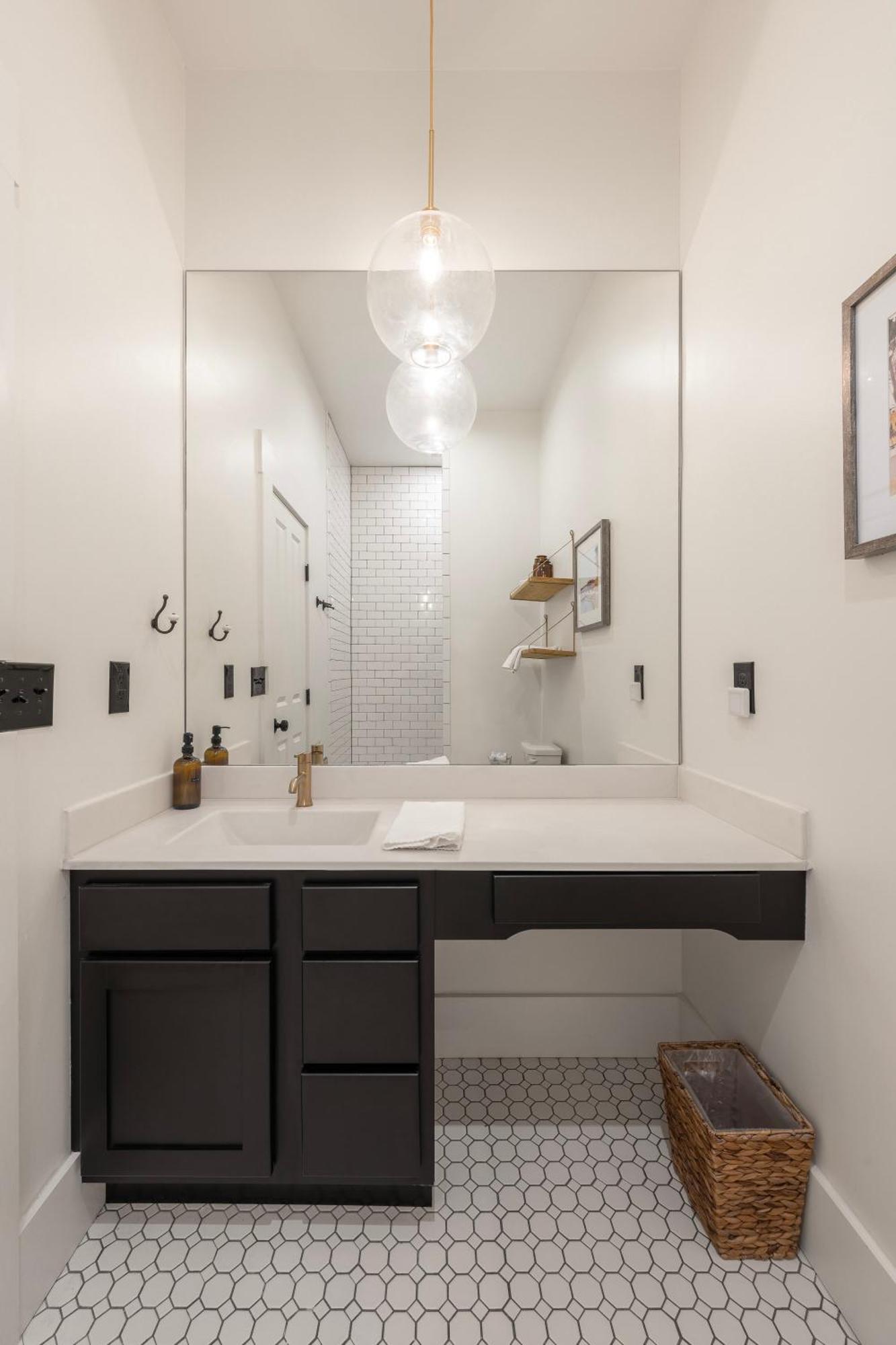 Вилла The Corner Brick House Ковингтон Экстерьер фото